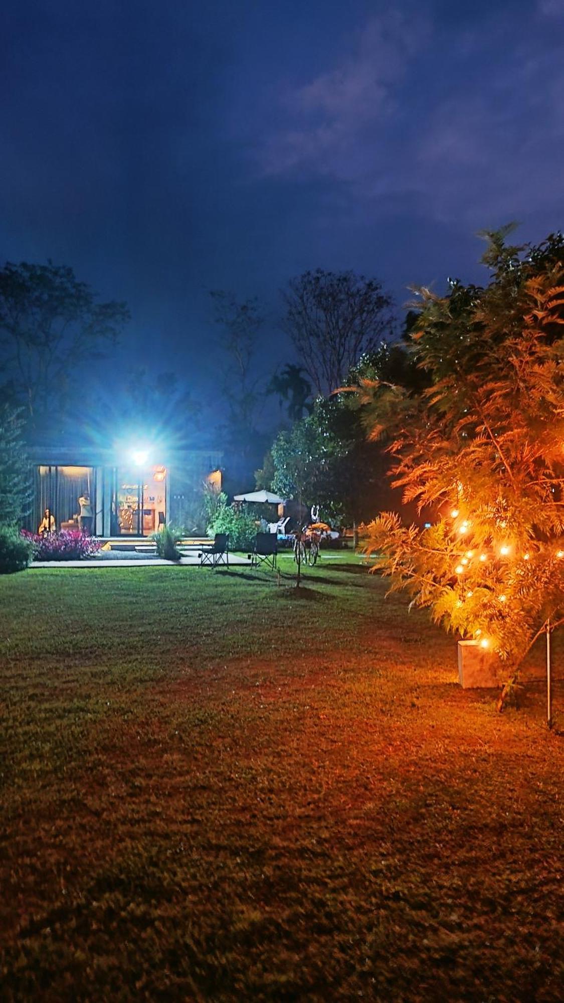 Apartmán The Box Promkiri Nakhon Si Thammarat Exteriér fotografie